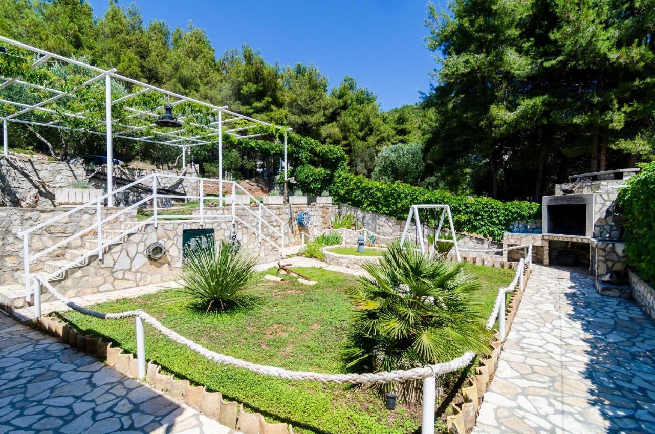 Apartments By The Sea Zuljana, Peljesac - 10233 Exterior photo